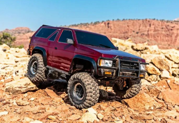 Traxxas Trx-4 Nissan Pathfinder Crawler Clipless Red - 110056-4-RED